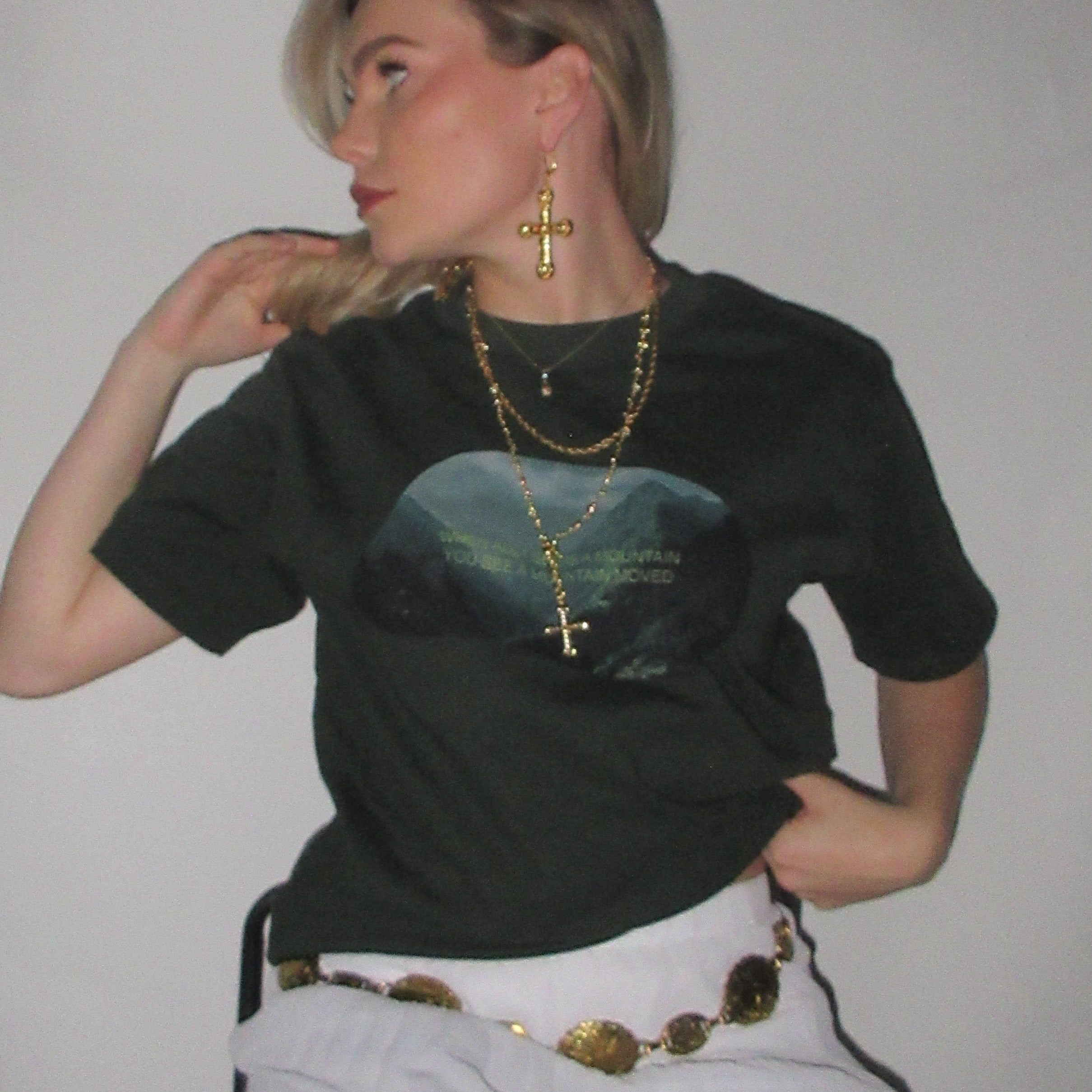 "MOUNTAINS MOVED" TEE